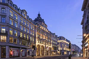 Images Dated 22nd June 2020: England, London, Regent Street at Night