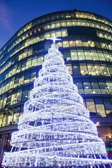 Images Dated 7th March 2017: England, London, Southwark, More London Riverside, Christmas Tree