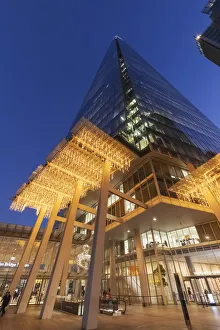 Images Dated 4th March 2022: England, London, Southwark, The Shard at Night