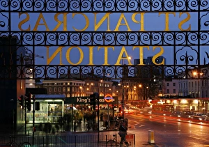 Station Prints: England, London, St