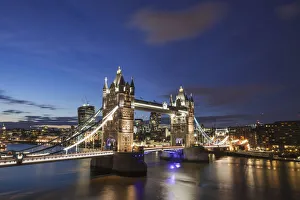 Images Dated 6th August 2014: England, London, Tower Bridge