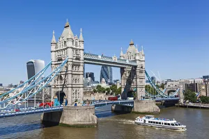 Images Dated 30th September 2016: England, London, Tower Bridge and City Skyline