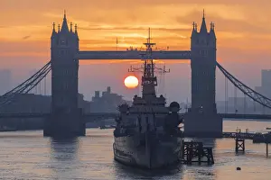 Southwark Prints: England, London, Tower Bridge and Museum Ship HMS Belfast at Sunrise