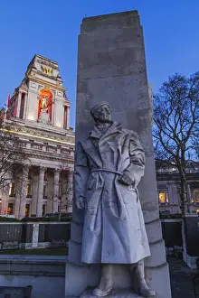 England, London, Tower Hill, Trinity Square Gardens, Merchant Seamans Memorial