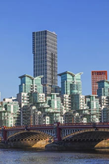 Images Dated 23rd July 2020: England, London, Vauxhall, Vauxhall Bridge and St. George