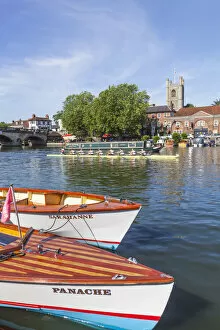 Images Dated 8th September 2015: England, Oxfordshire, Henley-on-Thames, Leisure Boats and Town Skyline