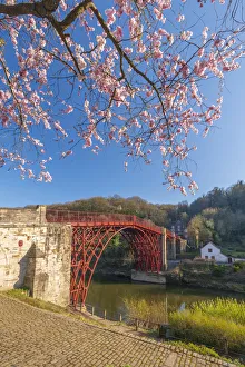 England, Shropshire, Telford, Ironbridge, Ironbridge Bridge, previously painted black