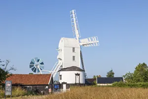 Images Dated 8th September 2015: England, Suffolk, Saxtead Green, Post Mill