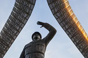 Images Dated 8th July 2013: England, Warwickshire, Coventry, Sir Frank Whittle Statue and The Whittle Arches