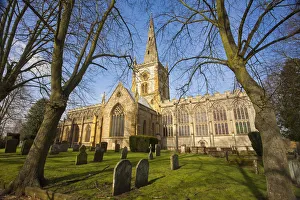 Images Dated 11th May 2010: England, Warwickshire, Stratford-upon-Avon, Holy Trinity Church and Shakespeare s