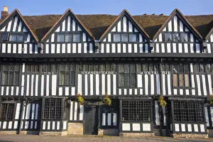 Images Dated 11th May 2010: England, Warwickshire, Stratford-upon-Avon, Church Street, The Shakespeare Hostelerie