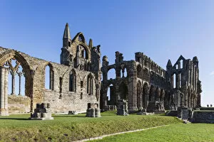 Images Dated 17th December 2014: England, Yorkshire, Whitby, Whitby Abbey
