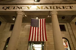 Images Dated 29th March 2010: Entrance to Quincy Market, Boston, Massachusetts, New England, USA