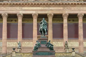 Bundesrepublik Deutschland Prints: Equestrian statue of Frederick William IV in front of Alte Nationalgalerie