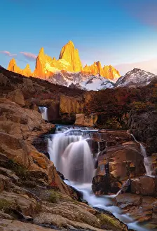 Lookout Prints: Escondida waterfall and Fitz Roy mountain in the background