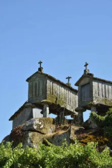 Barns Collection: Espigueiros, the old and traditional stone granaries of Soajo. Peneda Geres National Park
