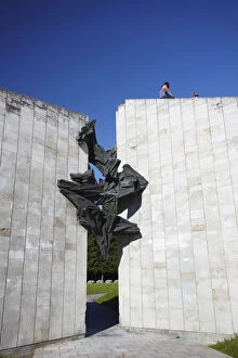 Images Dated 5th January 2010: Estonia, Tallinn, Pirita, Girls Sitting On Top Of Soviet War Memorial