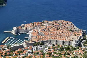 Images Dated 6th August 2014: Europe, Croatia, Dalmatia, Dubrovnik, elevated view of the historic centre of town