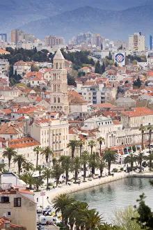Images Dated 6th August 2014: Europe, Croatia, Dalmatia, Split, an elevated view of the harbour and old centre of