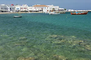 Europe, Greece, Cyclades island, Aegean Sea, Mykonos, Myconos harbour