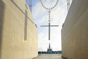 Pilgrimage Gallery: Europe, Iberia, Portugal, Ribatejo, Fatima catholic sanctuary, huge rosary sculpture