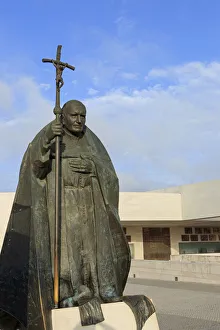 Images Dated 14th September 2017: Europe, Iberia, Portugal, Ribatejo, Fatima catholic sanctuary, statue of John Paul