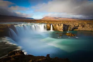 Europe, Iceland, Region Nordurland eystra, Godafoss waterfall