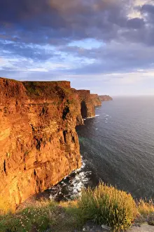 Europe, Ireland, Clare county, Cliffs of Moher at sunset