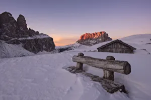 Europe, Italy, Dolomites, Alto Adige, Gardena Valley. Sunrise on the Sassolungo, Dolomites