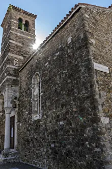Images Dated 18th November 2016: europe, Italy, Friuli-Venezia-Giulia. Trieste - San Silvestro