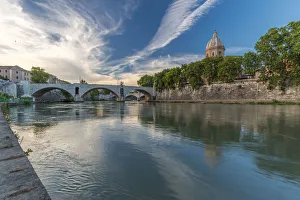 Tiber Prints: Europe, Italy, Lazio, Rome. Tiber River