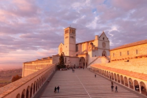 Europe, Italy, Perugia distict, Assisi. The Basilica of St. Francis at sunset