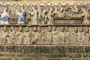Images Dated 4th May 2017: Europe, Italy, Piedmont. The abbey of Vezzolano, figures