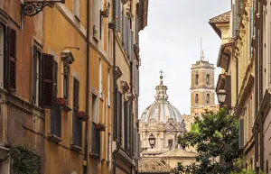 Images Dated 5th November 2019: Europe, Italy, Rome. Morning hour, street view in the Monti area