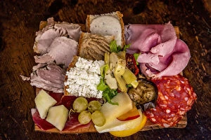 Images Dated 5th November 2019: Europe, Italy, Rome. A platter with typical italian starters, cheese and cold meats