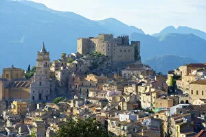 Images Dated 2nd February 2016: Europe, Italy, Sicily, Caccamo, Norman Castle