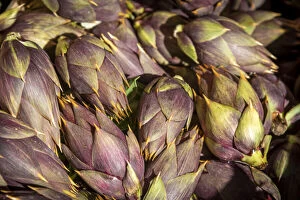 Images Dated 20th June 2022: europe, Italy, Sicily. Palermo, artichokes