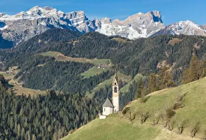 Images Dated 12th September 2017: Europe, Italy, South Tyrol, St. Barbara chapel, Tolpei, La Valle, Val Badia, Dolomites