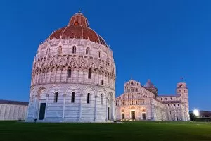 Images Dated 23rd February 2016: Europe, Italy, Tuscany, Pisa. Cathedral Square at dusk