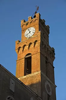 Images Dated 14th September 2015: Europe, Italy, Tuscany, Toscana, Pienza clock tower