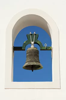 Images Dated 25th September 2013: Europe, Portugal, Algarve, Sao Bartolomeu de Messines, an 18th Century cast bell in