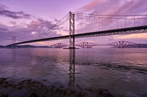 Images Dated 1st February 2018: Europe, Scotland, Lothian, Edinburgh, Firth of Fourth, Forth Road Bridge