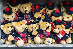 Images Dated 1st February 2018: Europe, Scotland, Lothian, Edinburgh, Royal Mile, Teddy Bears