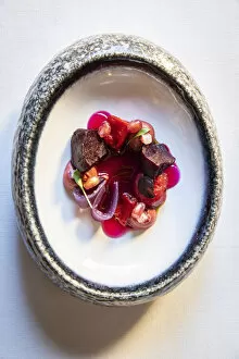 Images Dated 4th September 2020: Europe, Spain, Catalonia, Girona, Red salad with beetroot vinagrette, roasted pepper
