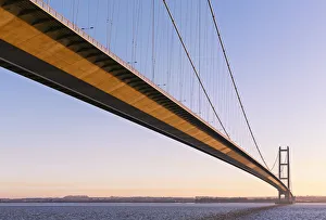 Europe, United Kingdom, England, East Yorkshire, Hull, Humber Bridge