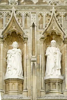 Europe, United Kingdom, England, Kent, Canterbury, statues of Queen Elizabeth II