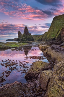 Vertical Prints: Europe, United Kingdom, Scotland, Highlands, Isle of Skye, John O Groats, Duncansby Head