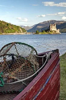 Images Dated 3rd December 2013: Europe, United Kingdom, Scotland, Eilean Donan Castle