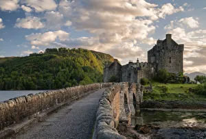 Images Dated 3rd December 2013: Europe, United Kingdom, Scotland, Eilean Donan Castle