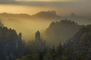 East Germany Prints: Evening atmosphere at the Carolafelsen in the Elbe Sandstone Mountains